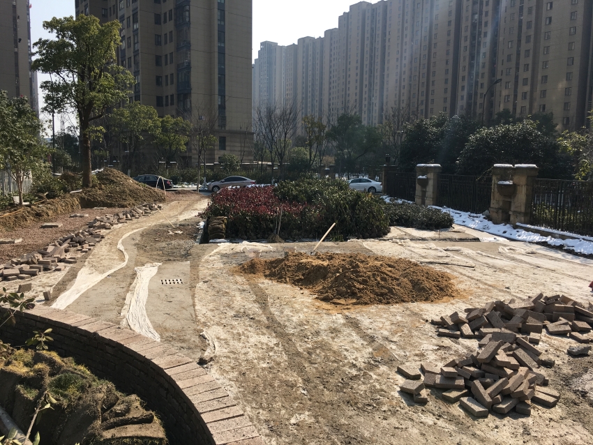 半山街道金星桃源地塊多功能運(yùn)動(dòng)場地